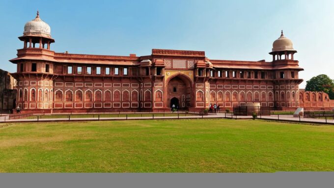 From Delhi: Sunrise Agra Tour by Car With Breakfast - Pickup and Drop-off