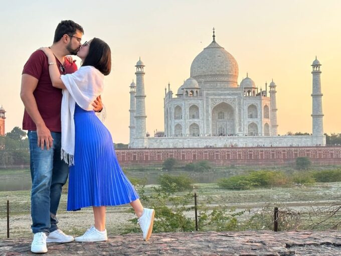 From Delhi: Sunrise Taj Mahal and Agra Tour by Express Train - Free Cancellation and Flexible Booking