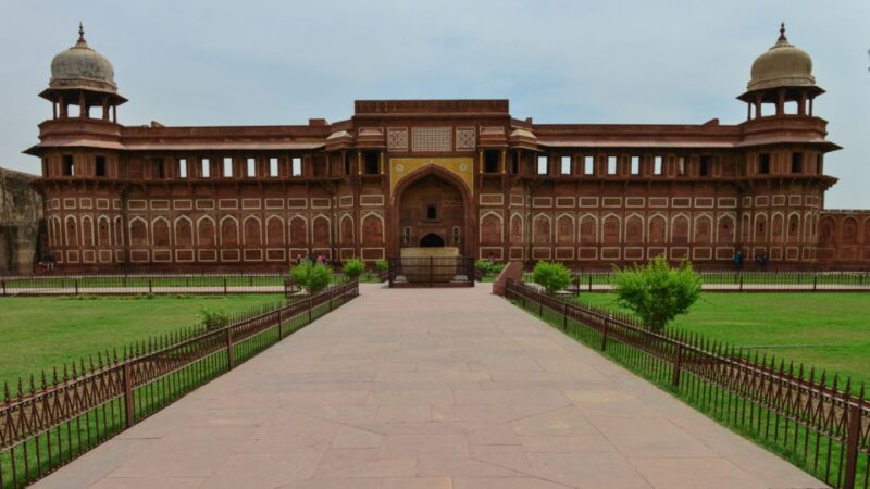 From Delhi: Sunrise Taj Mahal Tour By Car - Sunrise at Taj Mahal