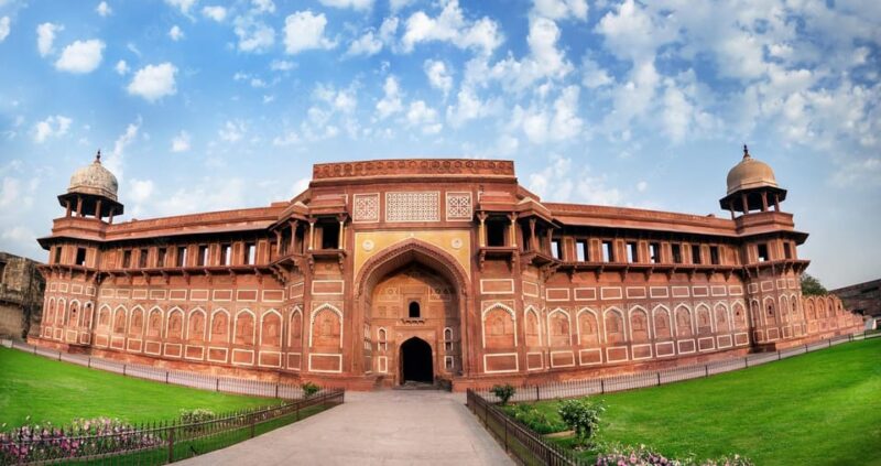 From Delhi : Sunrise Taj Mahal Tour With Entrance & Food - Tour Highlights
