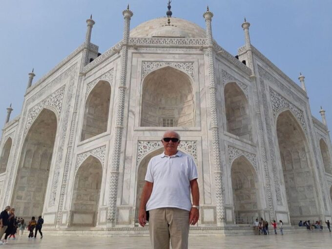 From Delhi: Taj Mahal, Agra Fort, Fatehpur Sikri 2-Day Tour - Getting to the Sites