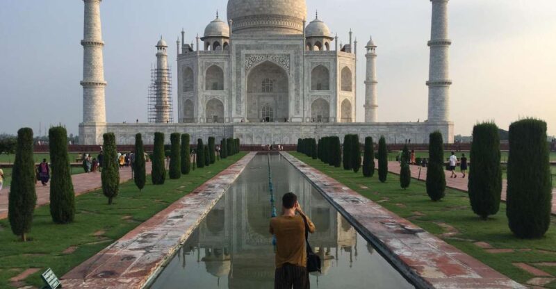 From Delhi: Taj Mahal, Agra Fort, Fatehpur Sikri Tour by Car - Key Points