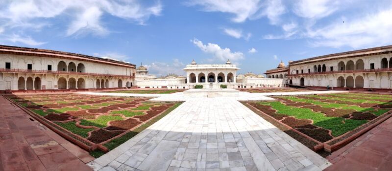 From Delhi: Taj Mahal & Agra Tour by Gatimaan Express Train - Key Points