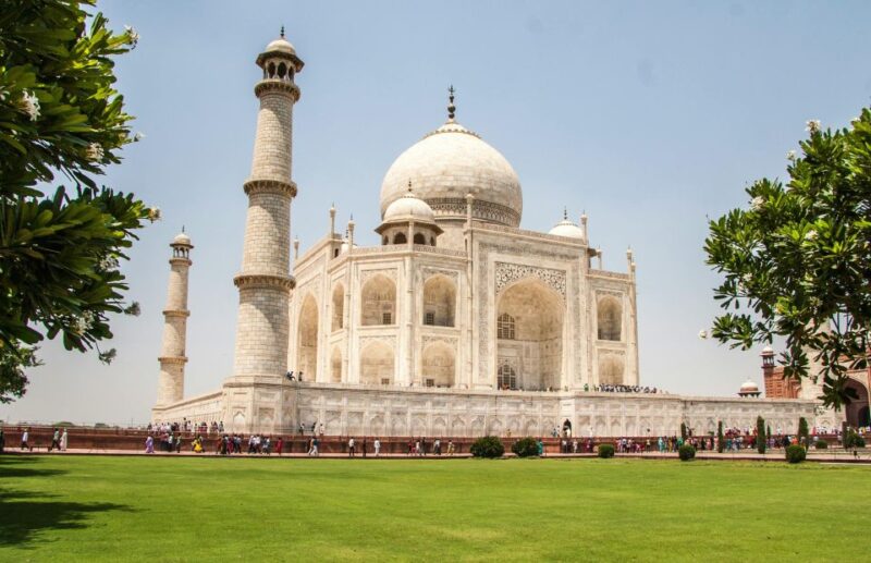 From Delhi: Taj Mahal & Agra Tour by Gatimaan Express Train - Key Points