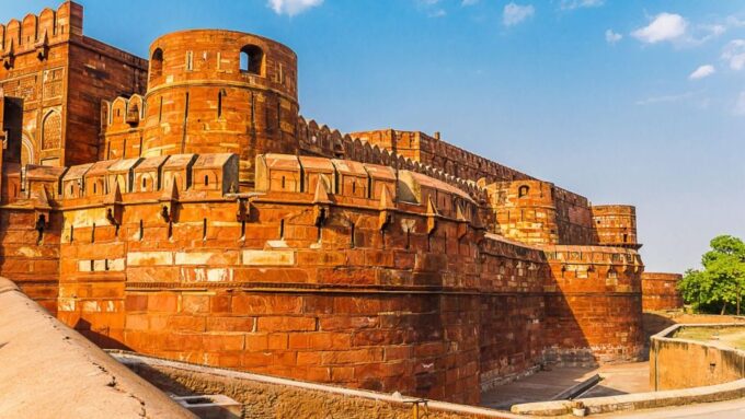 From Delhi: Taj Mahal & Agra Tour by Gatimaan Express Train - Departure and Arrival Times