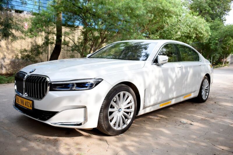 From Delhi : Taj Mahal Agra Tour by Luxury Car With 5* Lunch - Transportation and Comfort