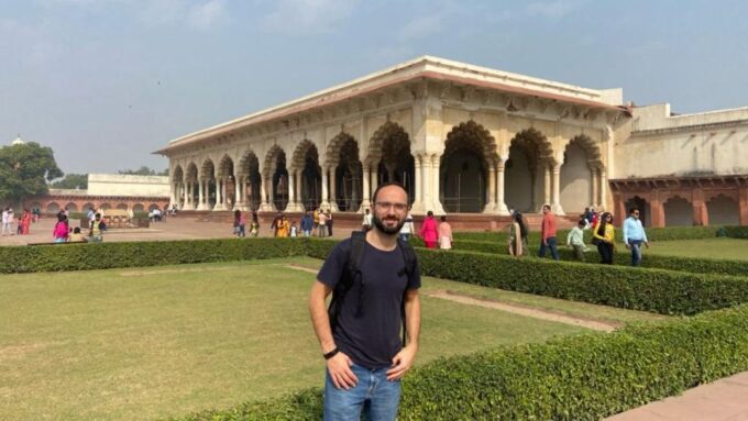 From Delhi : Taj Mahal Agra Tour by Luxury Car With 5* Lunch - Frequently Asked Questions