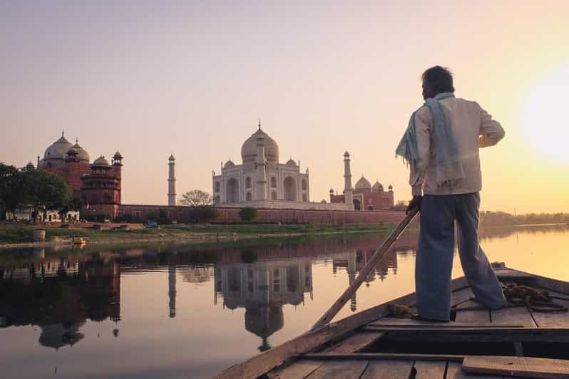 From Delhi: Taj Mahal and Agra Fort Tour With Boat Ride - Attractions and Activities