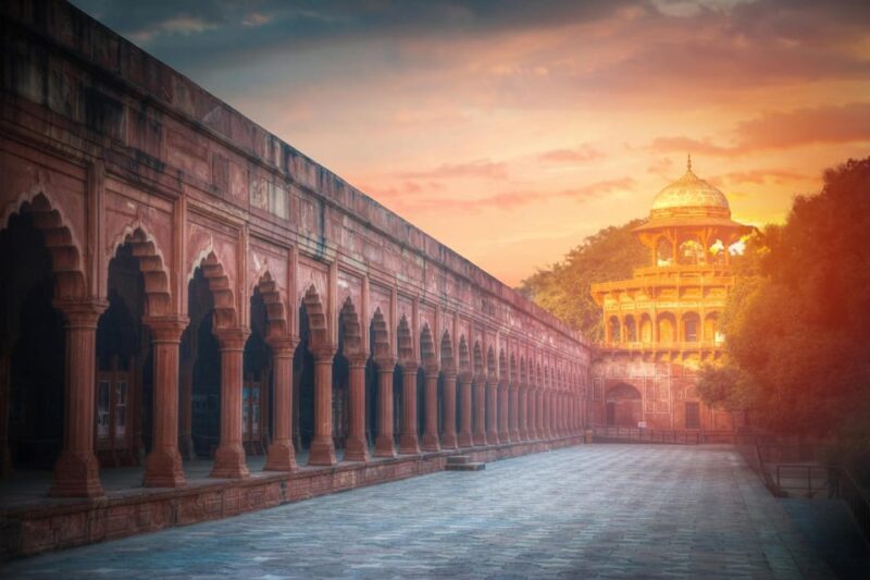 From Delhi: Taj Mahal and Agra Tour by Superfast Train - Key Points