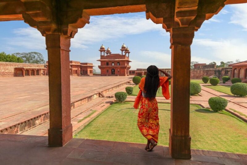 From Delhi: Taj Mahal and Fatehpur Sikri Private Tour by Car - Tour Experience