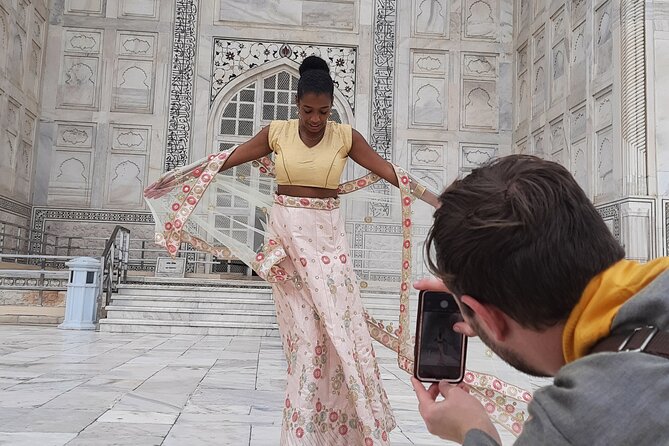 From Delhi : Taj Mahal Photoshoot in Indian Ethnic Dresses - Inclusions and Amenities