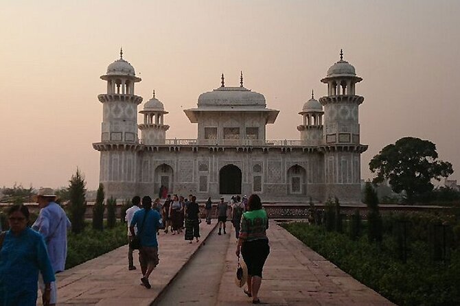 From Delhi: Taj Mahal Sunrise & Agra Fort Tour With 5* Breakfast - Logistical Information