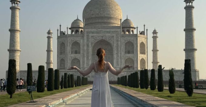 From Delhi: Taj Mahal Sunrise and Agra Fort Luxurious Tour - Luxury Vehicle Options