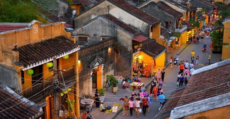 From DN: Hoi An City Tour-Boat Ride-Release Flower Lantern - Performing Arts House