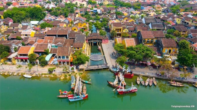 From DN: Hoi An City Tour-Boat Ride-Release Flower Lantern - Boat Ride and Lantern Release