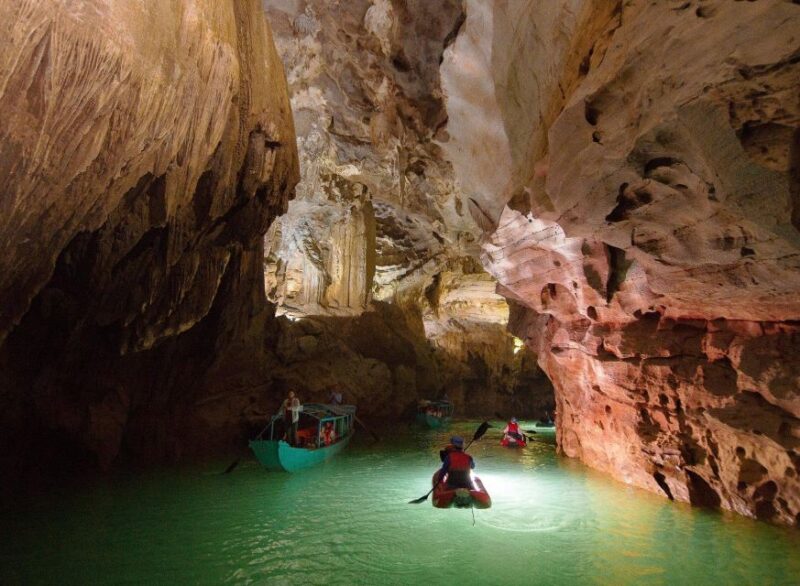 From Dong Hoi: Paradise Cave and Phong Nha Cave Tour & Lunch - Itinerary