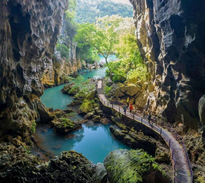 From Dong Hoi/Phong Nha: Paradise Cave and Dark Cave Tour - Getting to Dong Hoi/Phong Nha