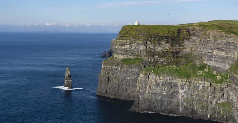 From Dublin: Galway + Cliffs of Moher Boat Cruise in Spanish - Key Points