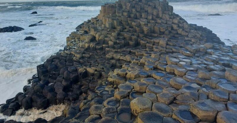 From Dublin: Giants Causeway Private Tour - Key Attractions