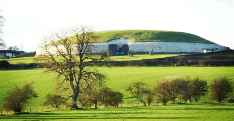 From Dublin: Newgrange, Trim Castle and Hill of Tara - Guided Experience