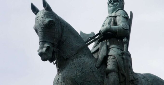 From Edinburgh: Braveheart and Stirlingshire Day Trip - Language Options