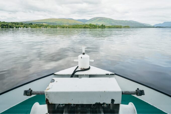 From Edinburgh: Loch Lomond, Stirling Castle & Kelpies Tour - Lunch in Aberfoyle