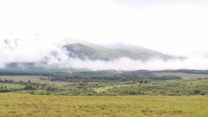 From Edinburgh: Loch Ness and Highlands Tour in Spanish - Itinerary Highlights