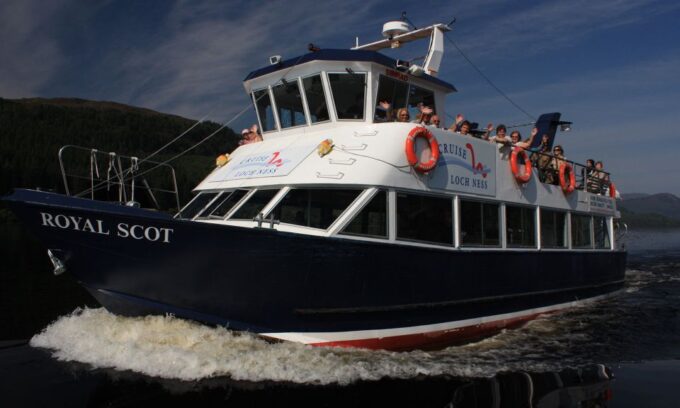 From Edinburgh: Loch Ness and Highlands Tour in Spanish - Departure and Return