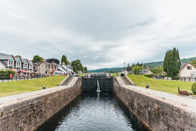 From Edinburgh: Loch Ness, Glenoce & The Highlands Day Tour - Meeting Point and Logistics