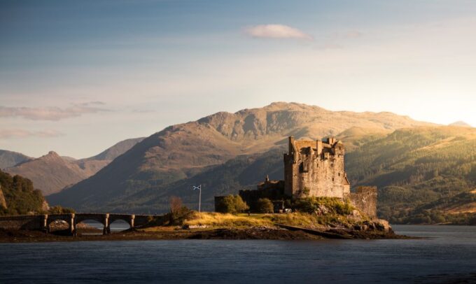 From Edinburgh: Outer Hebrides & Isle of Skye 6-Day Tour - Customer Reviews