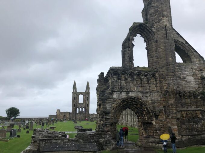 From Edinburgh: St Andrews and Culross Private Day Tour - Live Tour Guide