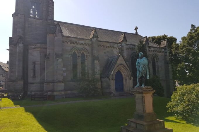 From Edinburgh: St Andrews and Fishing Villages of Fife Tour - Starting Location and Transportation