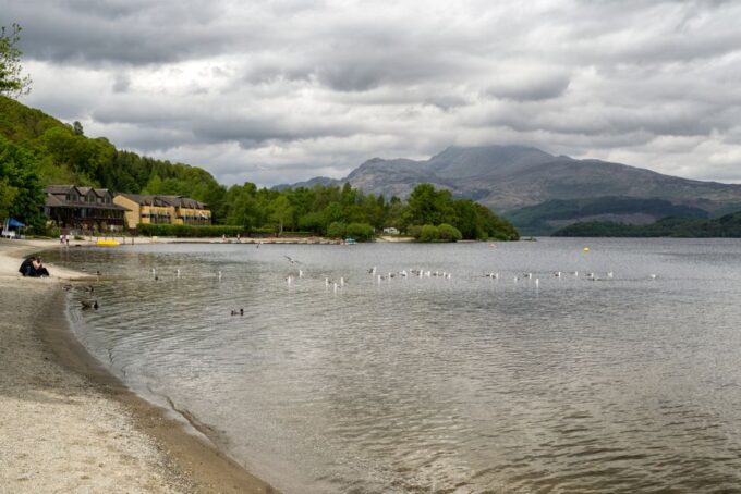 From Edinburgh: Western Highlands Castles and Lochs Tour - Flexible Drop-off Options