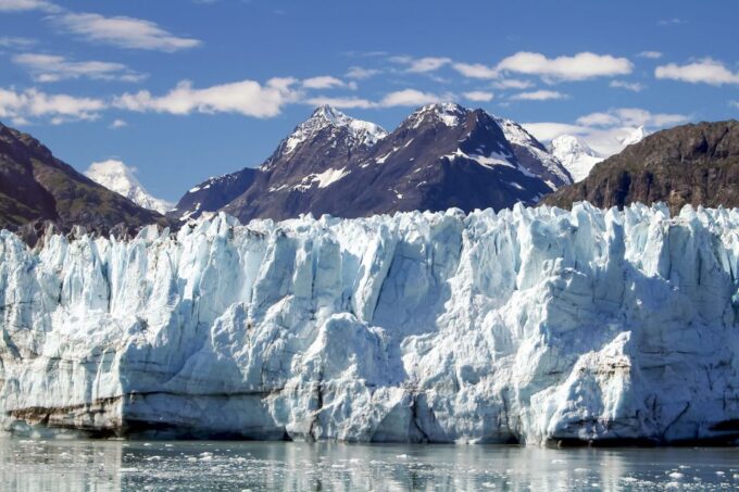 From El Calafate: Argentino Lake and 4WD Discovery Tour - Lake Argentino Sailing
