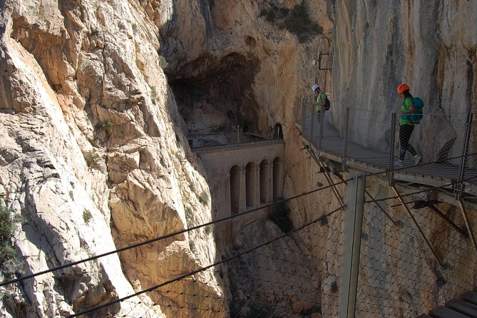 From El Chorro: The King's Little Path - Sweeping Vistas and Natural Wonders