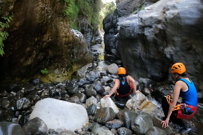From Estepona: Guided Canyoning Tour on the Guadalmina River - Getting to the Meeting Point