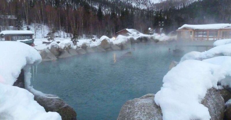From Fairbanks: Chena Hot Springs Northern Lights Tour - Experience and Attractions