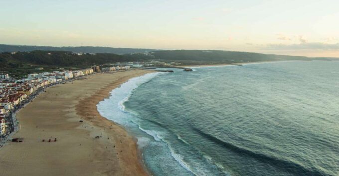 From Fátima to Batalha, Nazaré and Óbidos Private Tour - Scenic Views in Nazaré