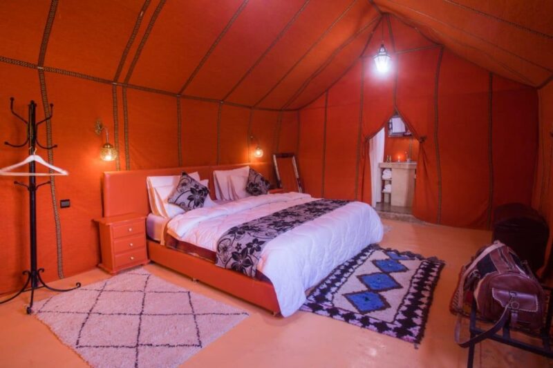 From Fes: 4-Day Trip to Marrakech via Merzouga & Gorges - Transportation and Accommodation