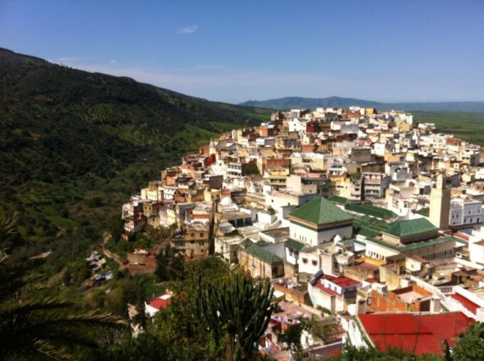 From Fes: Meknes Volubilis and Moulay Idriss Day Trip - Transportation and Pickup Details