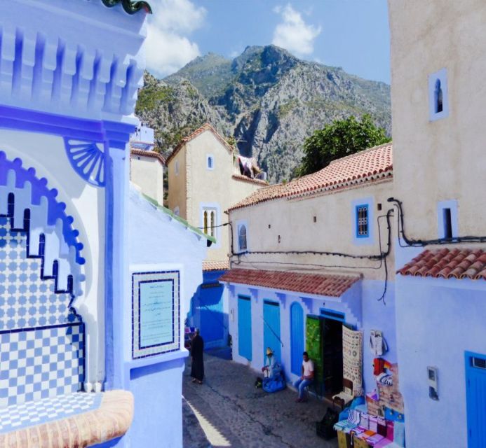 From Fez: Chefchaouen Guided Day Tour - Itinerary Highlights