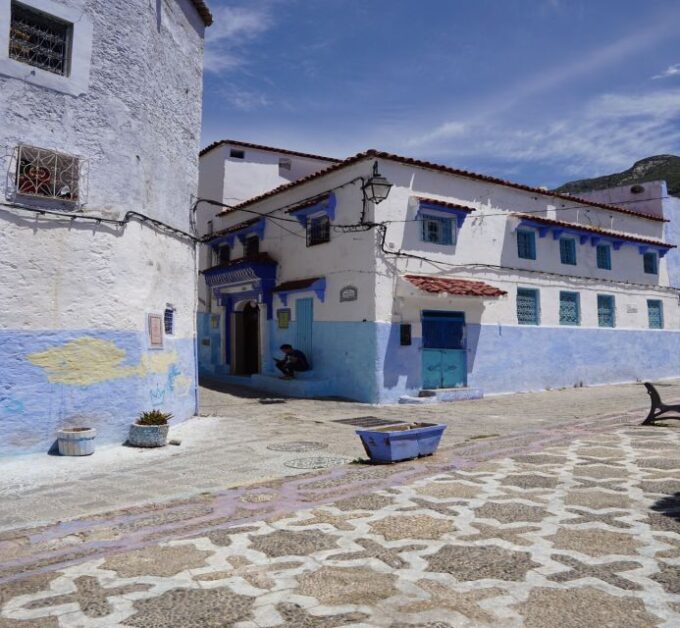 From Fez: Chefchaouen Guided Day Tour - Meeting Point and Duration