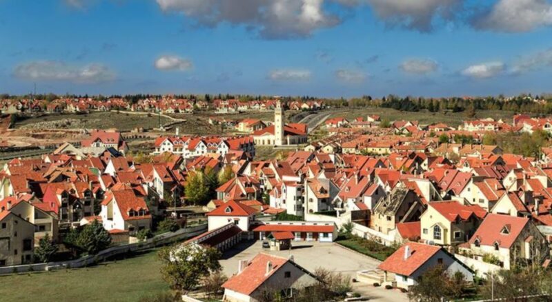 From Fez: Middle Atlas Day Trip With Ifrane National Park - Transportation and Accessibility