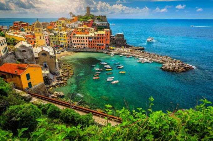 From Florence: Cinque Terre Private Tour - Experience Luxury