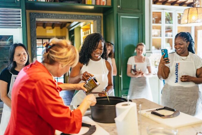 From Florence: Cooking Class & Lunch at Tuscan Farmhouse - About the Instructors