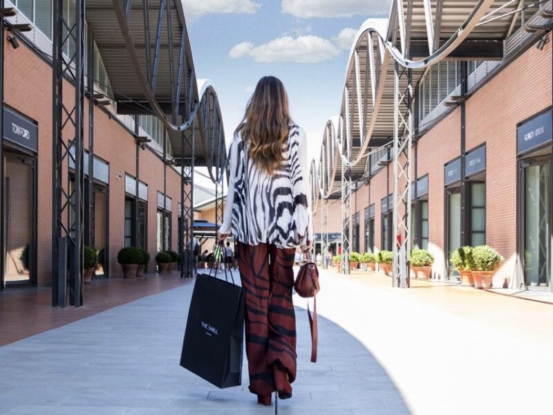From Florence: PRIVATE Shopping at The Mall & Prada Outlet - Pricing and Availability