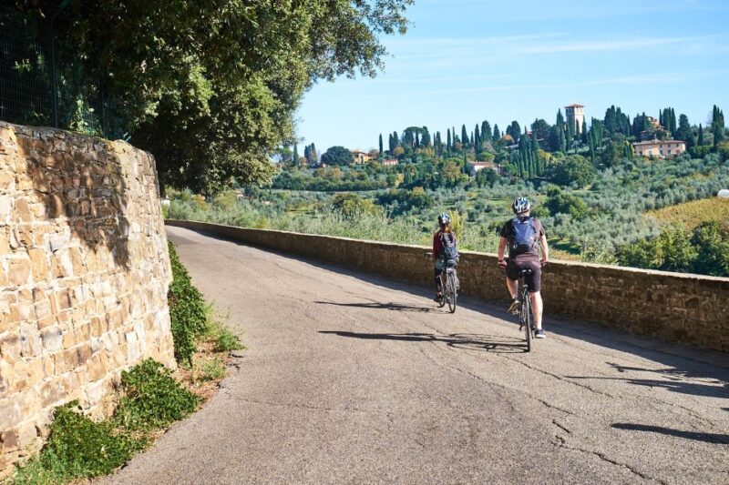 From Florence: Tuscan Hills Biking With Farm Tour and Lunch - Experience and Itinerary