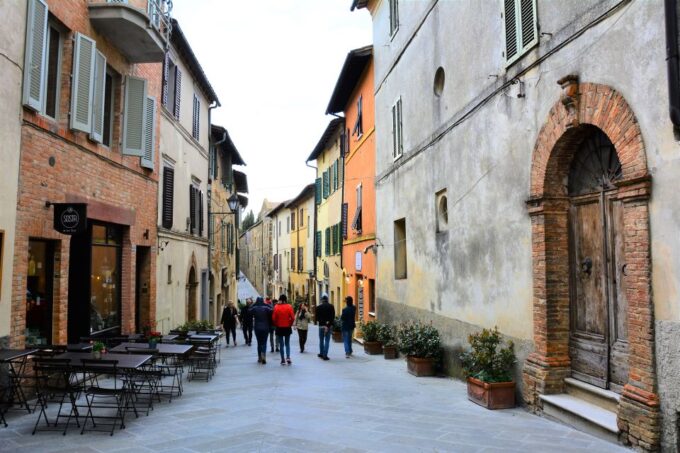 From Florence: Val D'Orcia Full-Day Wine Tasting Tour - Important Information