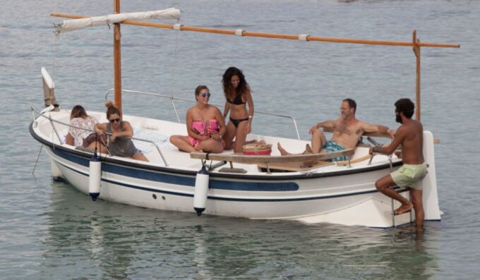 From Formentera to Espalmador and Illetes on a Classic Boat - Frequently Asked Questions