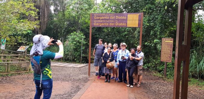 From Foz Do Iguaçu: Argentinian Iguazu Falls With Boat Ride - Approach Iconic Waterfalls